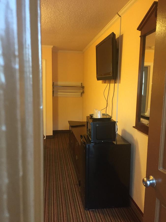 Wakefield Inn Motel Luaran gambar